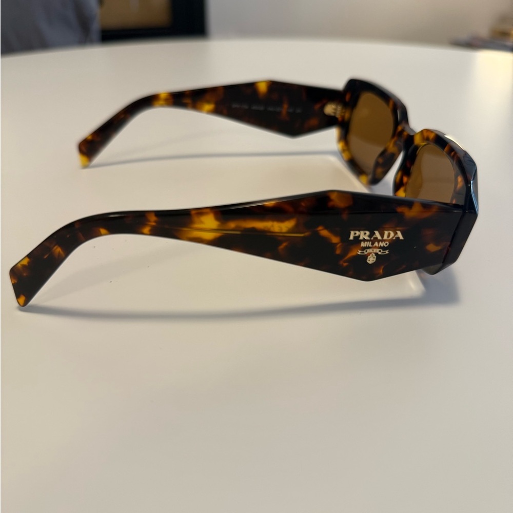 Prada 51MM SP17W Havanabrown Tortoise Sunglasses - Picture 4 of 5